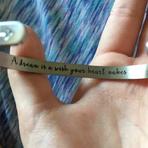 New bracket - Picture 3 of 4